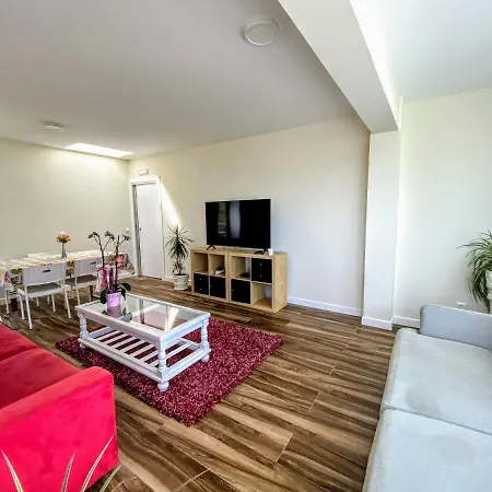 Apartment Calas *