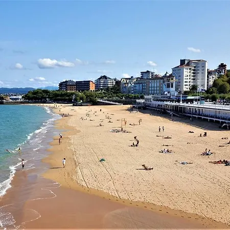 Apartment Calas