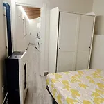Apartment Calas *